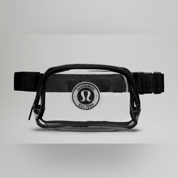 lululemon athletica Handbags - Lululemon NWT Everywhere Belt Bag 1L Clear Black perfect for concerts